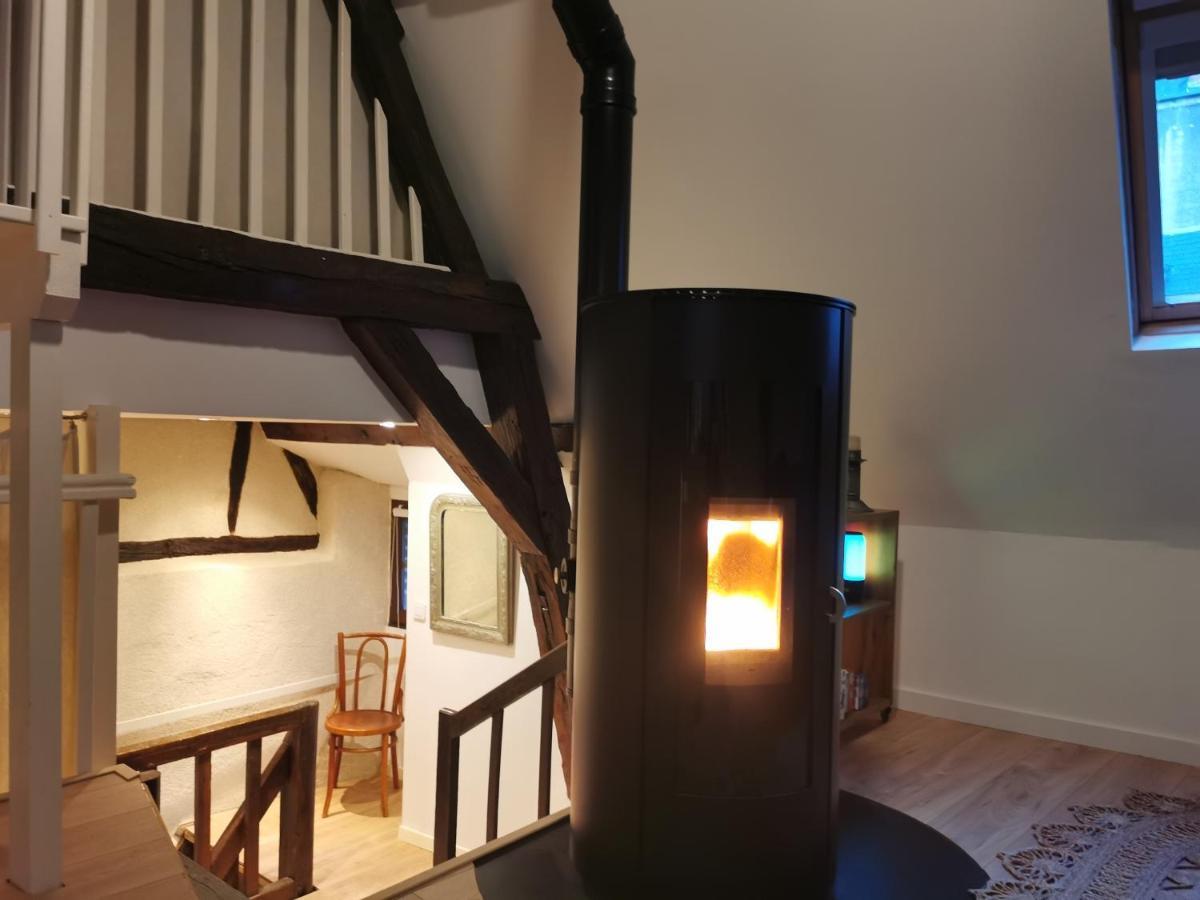 Apartamento Loft Atypique Au Calme Avec Cour Privative Bourges Exterior foto